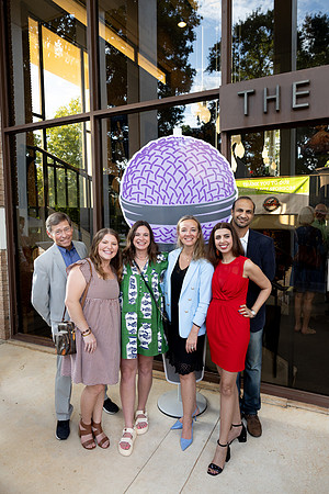 Sam Enman, Victoria Kacy, Victoria Welch, Kayce Beville, Asia Grabska, Dr. Mona Idrees, Dr. Fahd Quddus